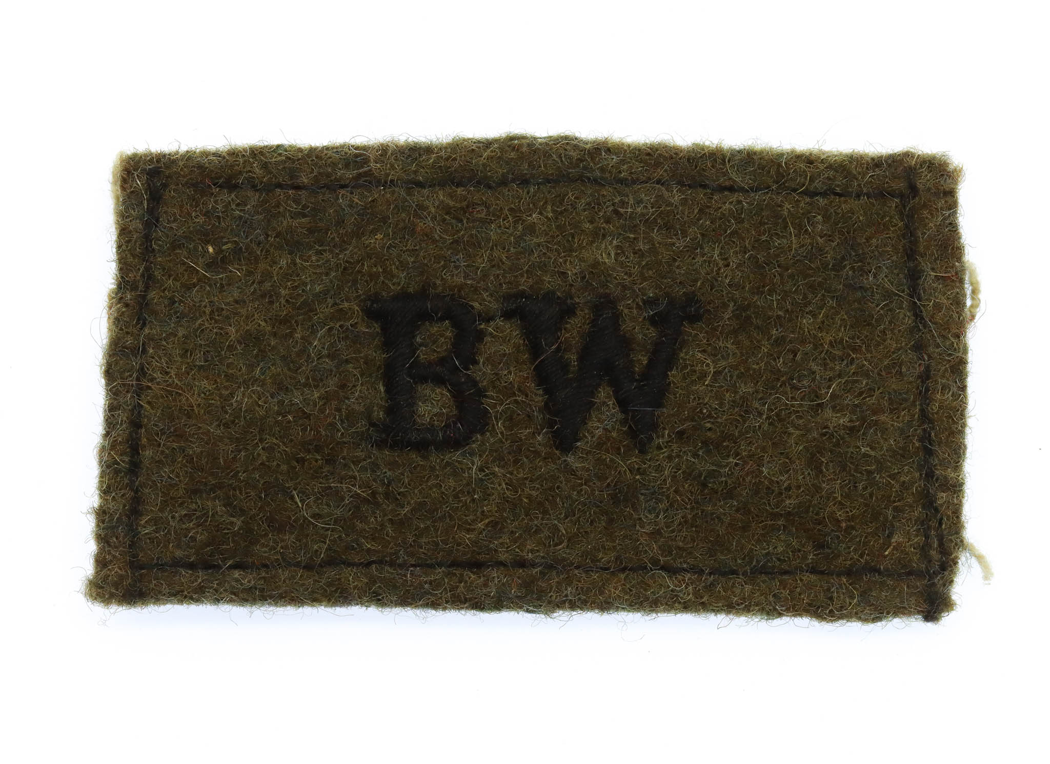 Black Watch (BW) WW2 Cloth Slip On Shoulder Title