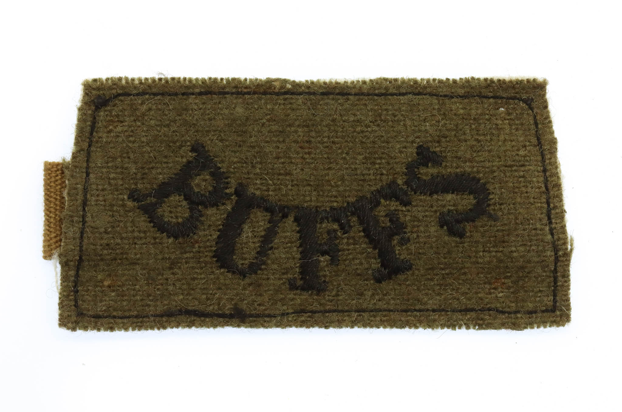 The Buffs East Kent Regiment (BUFFS) WW2 Cloth Slip On Shoulder Title