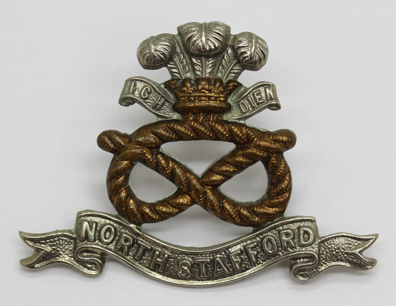 Edwardian North Staffordshire Regiment Cap Badge