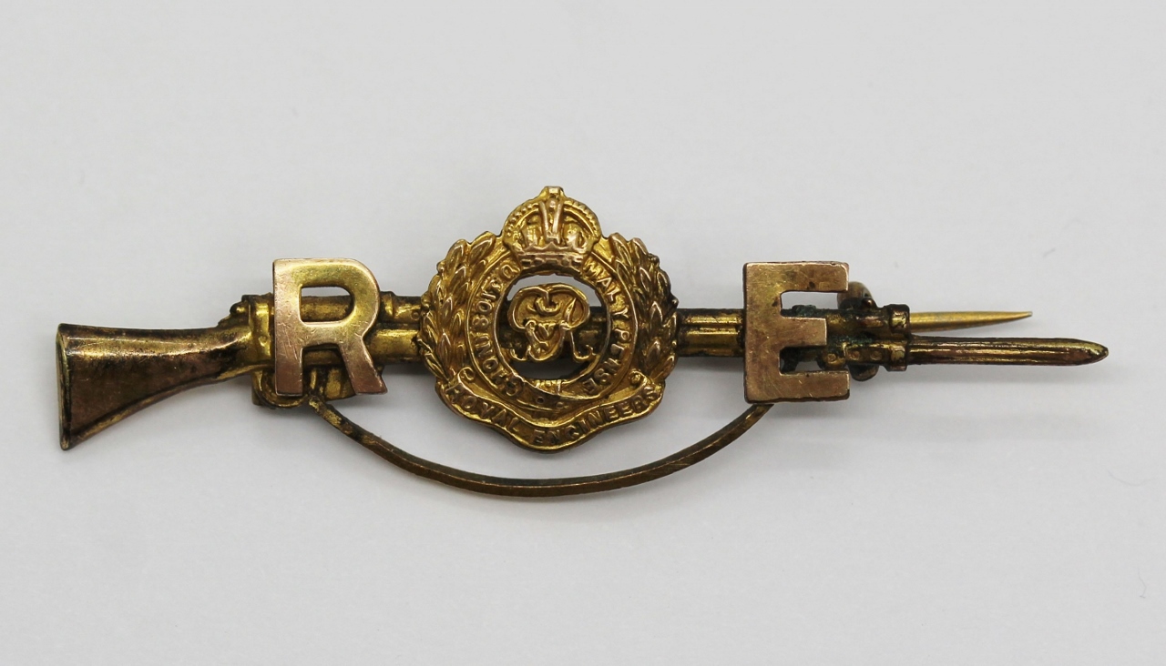 WWI Royal Engineers Rifle Sweetheart Brooch