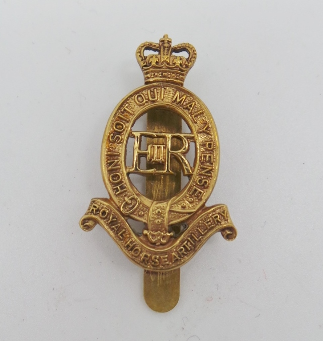 Royal Horse Artillery Brass Cap Badge - Queen's Crown