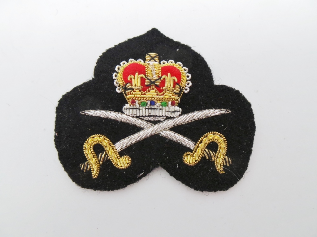 Army Physical Training Corps (A.P.T.C.) Officers Bullion Beret Badge - Queen's Crown