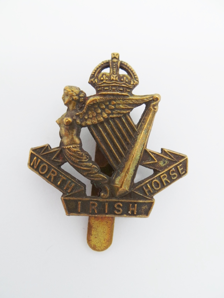 North Irish Horse Beret Badge - King's Crown
