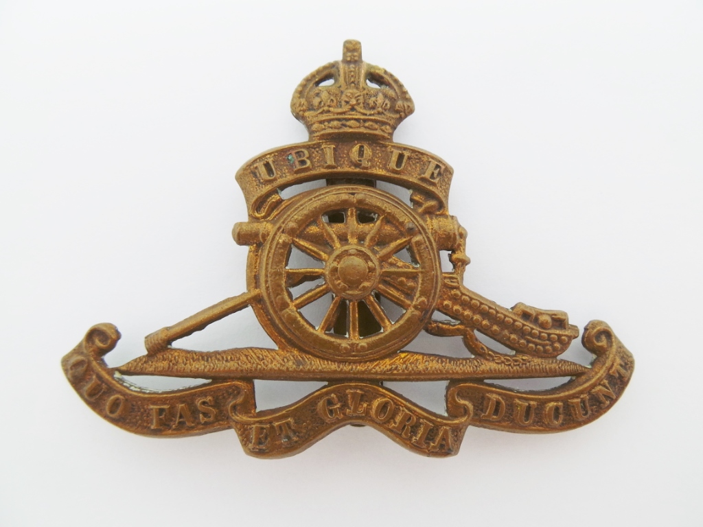 Royal Artillery Cap Badge - King's Crown