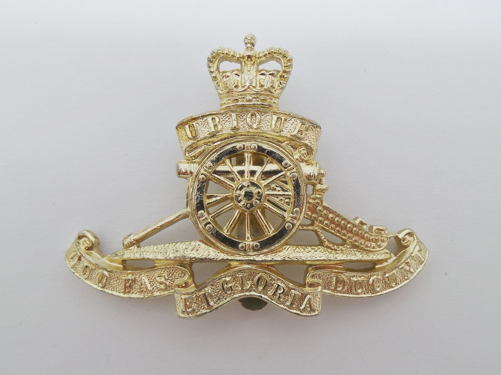 Royal Artillery Anodised (Staybrite) Cap Badge - Queen's Crown