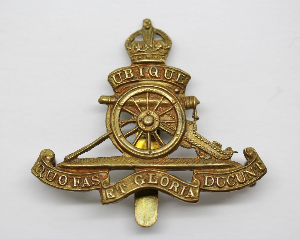 Royal Artillery Beret Badge - King's Crown