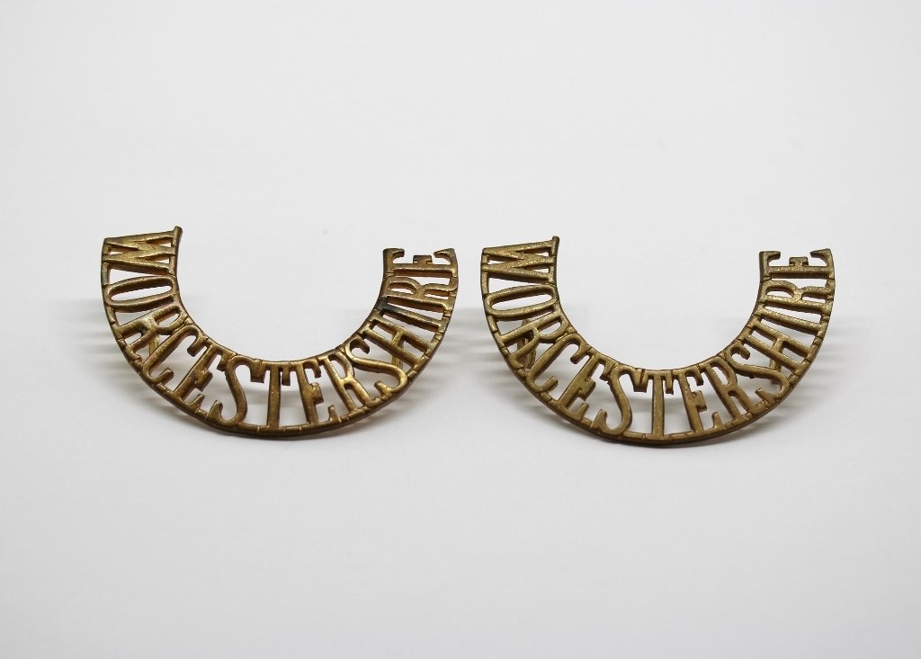 Pair of Worcestershire Regiment (WORCESTERSHIRE) Shoulder Titles