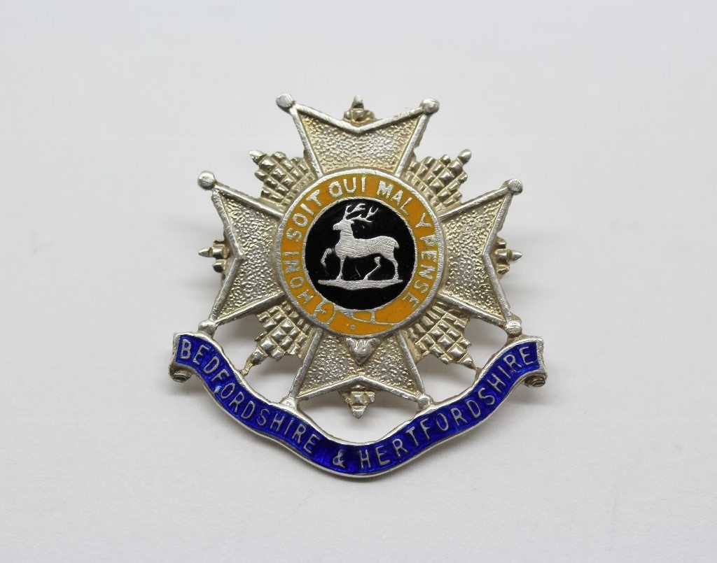 Bedfordshire & Hertfordshire Regiment Silver & Enamel Sweetheart Brooch