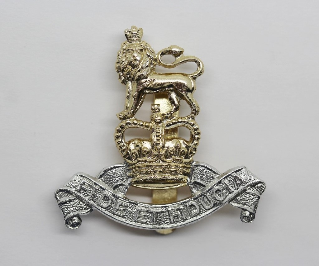 Royal Army Pay Corps (R.A.P.C.) Anodised (Staybrite) Cap Badge - Queen's Crown