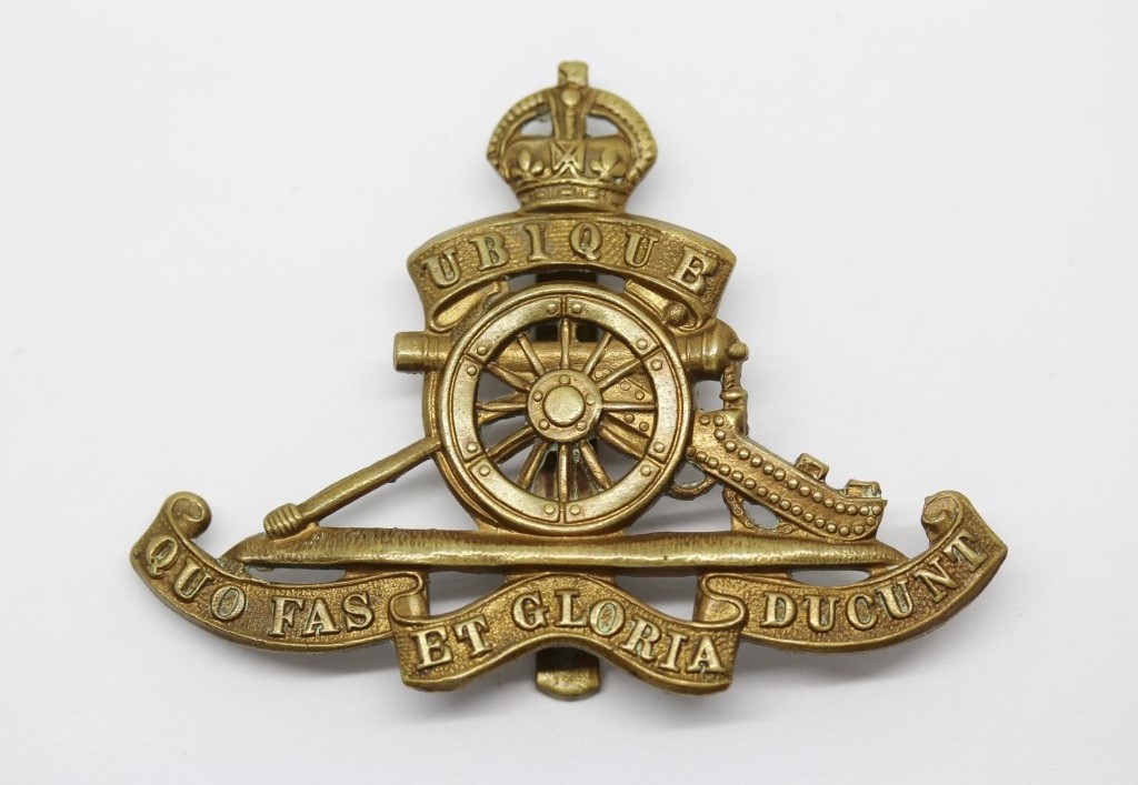 Royal Artillery Cap Badge - King's Crown