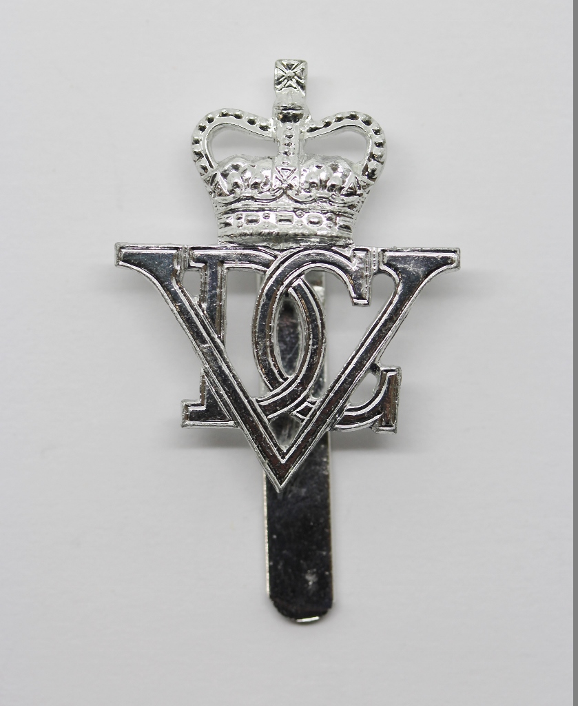5th Dragoon Guards Anodised (Staybrite) Cap Badge - Queen's Crown