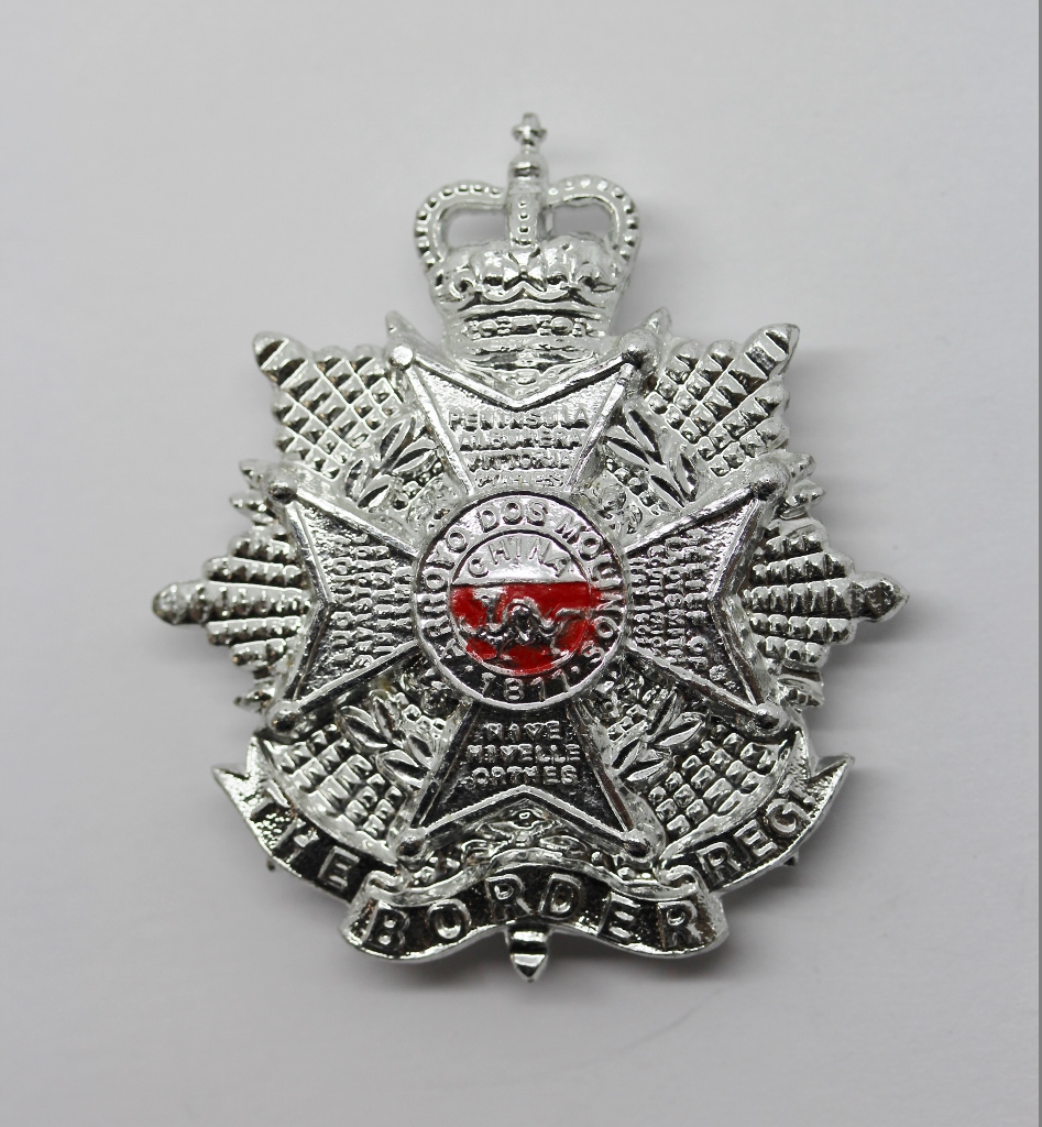 Border Regiment Anodised (Staybrite) Cap Badge - Queen's Crown
