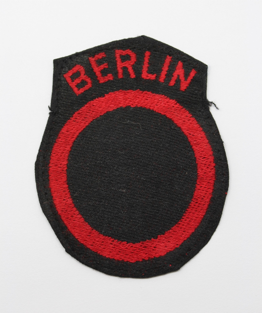 Berlin District Cloth Formation Sign