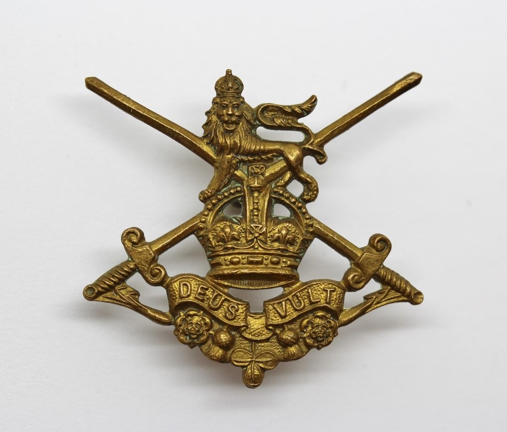 General Service Corps Cap Badge - King's Crown (2nd Pattern)