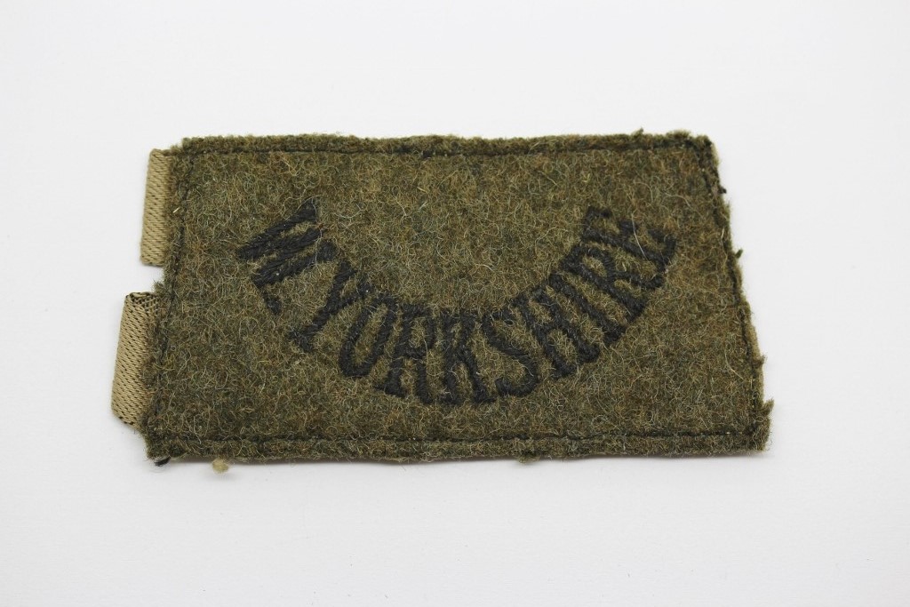 West Yorkshire Regiment (W.YORKSHIRE) Cloth Slip On Shoulder Title