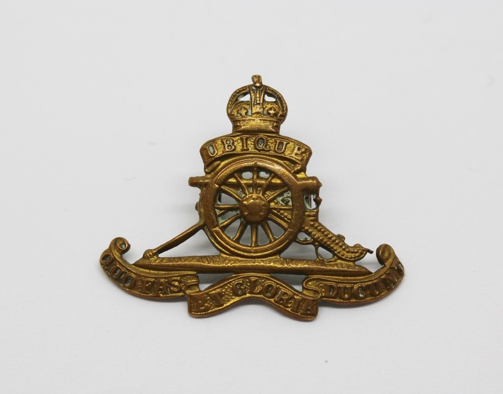 Royal Artillery Beret Badge - King's Crown