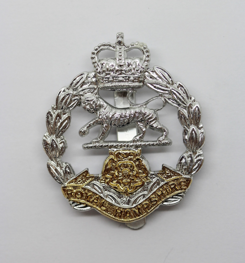 Royal Hampshire Regiment Anodised (Staybrite) Cap Badge - Queen's Crown