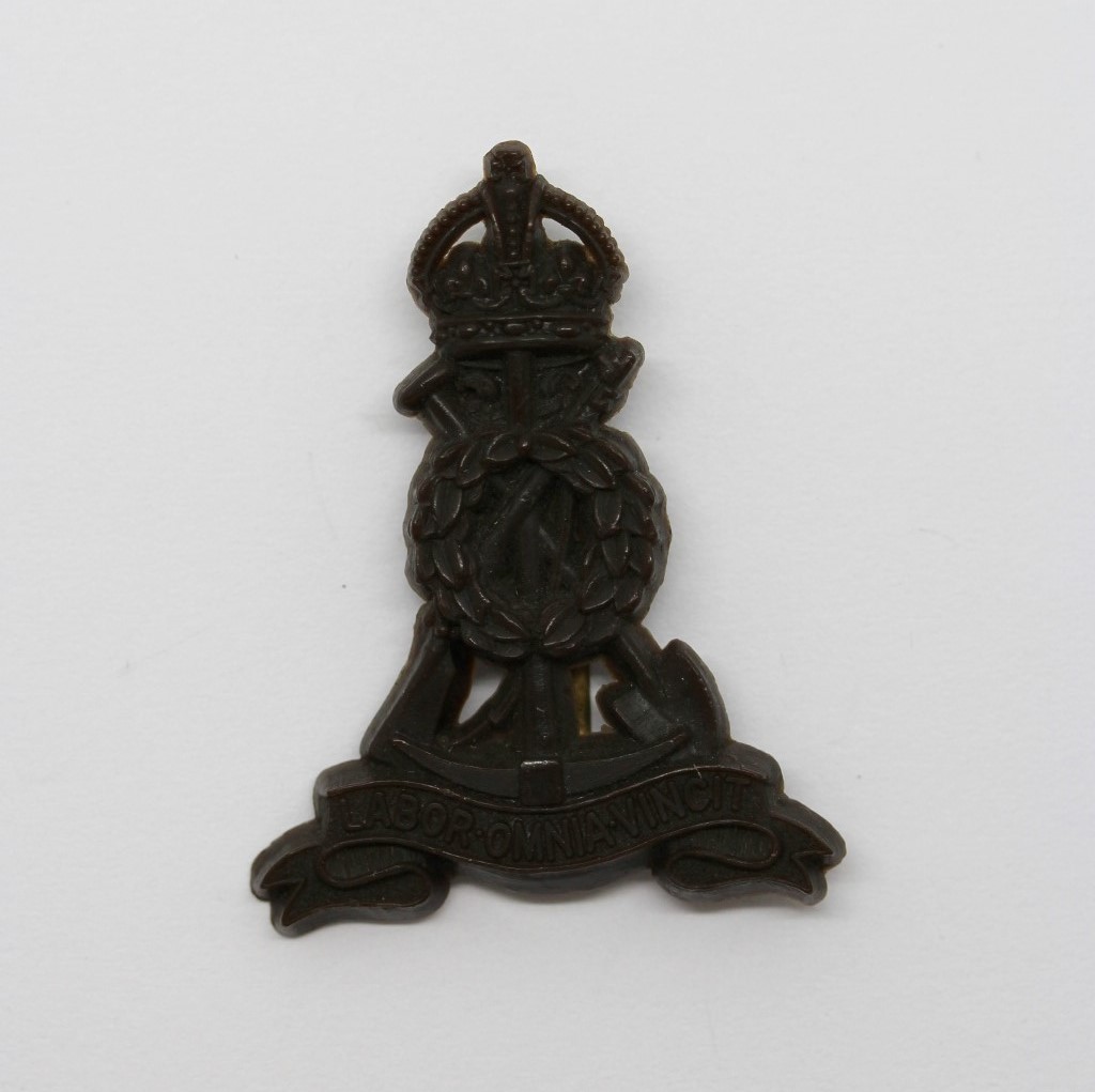 Pioneer Corps WW2 Plastic Economy Cap Badge