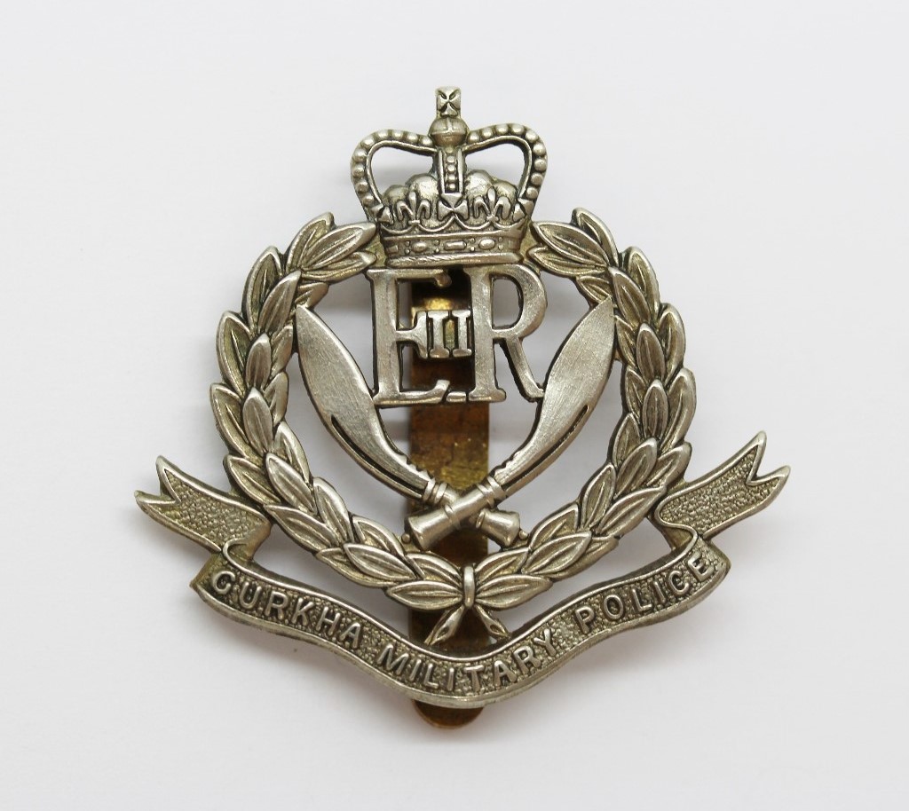 Gurkha Military Police Cap Badge - Queen's Crown
