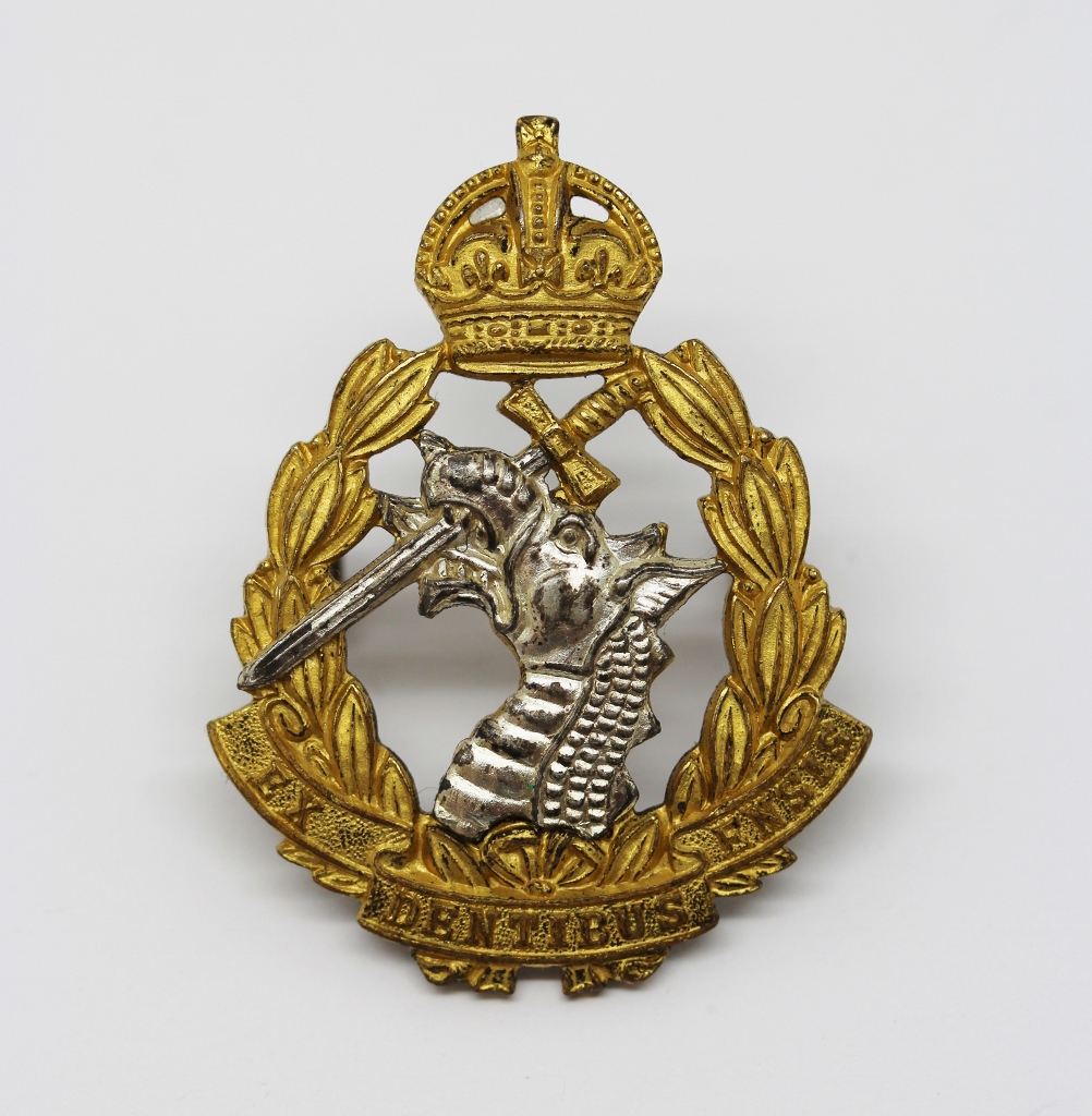 Royal Army Dental Corps (R.A.D.C.) Officer's Dress Cap Badge - King's Crown (2nd Pattern)