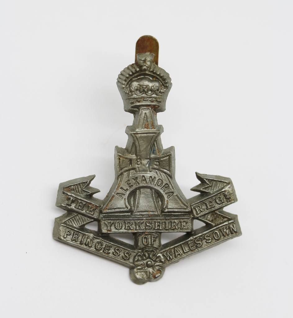Yorkshire Regiment WW2 Plastic Economy Cap Badge