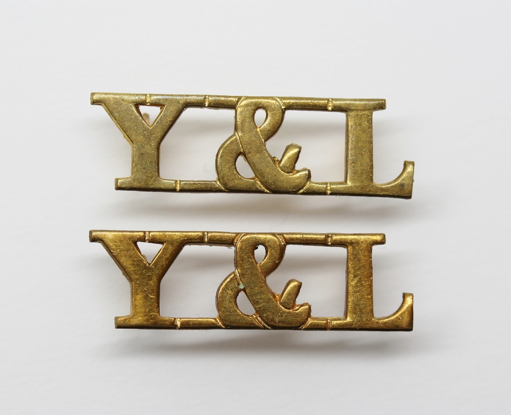 Pair of York & Lancaster Regiment (Y&L) Shoulder Titles