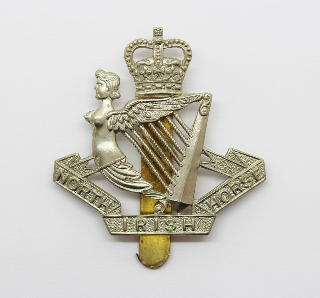 North Irish Horse Cap Badge -Queen's Crown
