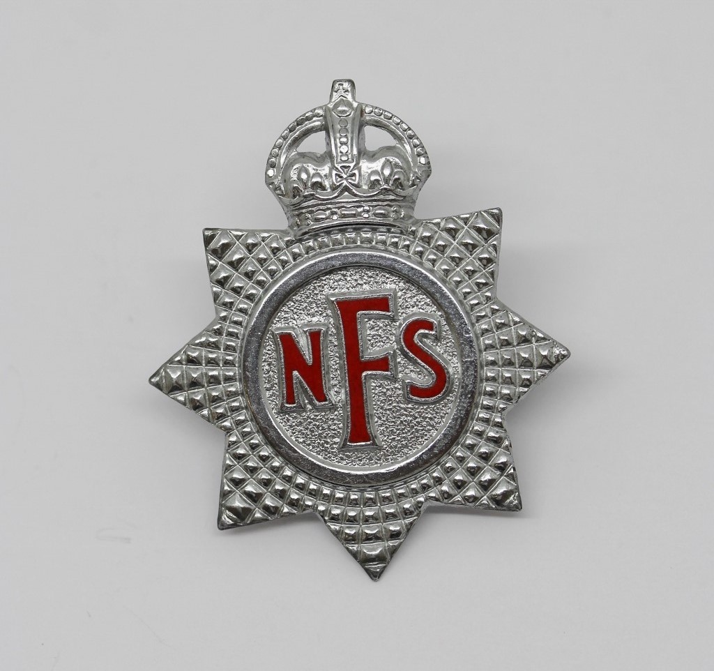 National Fire Service (N.F.S.) Cap Badge - King's Crown