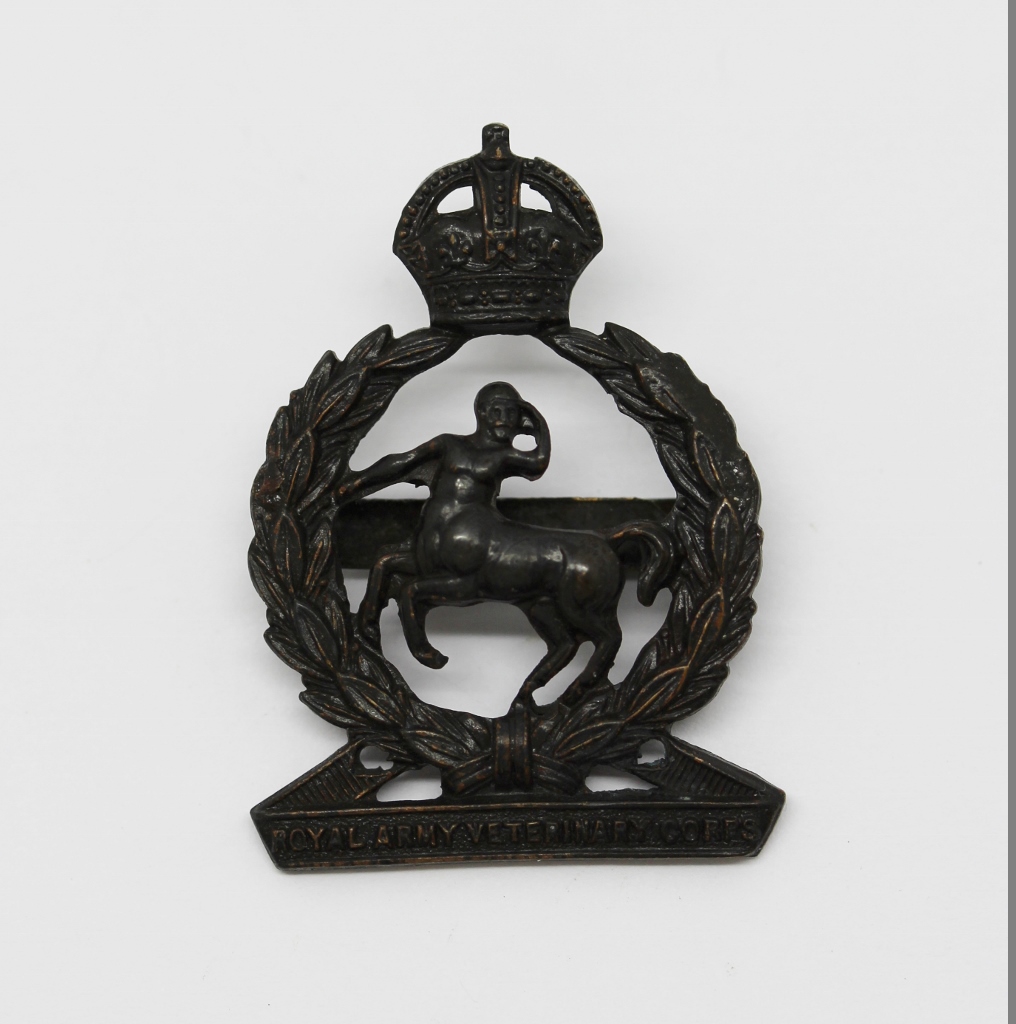 Royal Army Veterinary Corps (R.A.V.C.) Officer's Service Dress Cap Badge - King's Crown