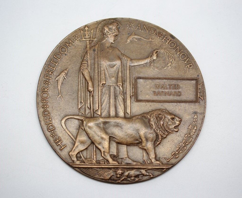 WW1 Memorial Plaque (Death Penny) - Walter Barnard
