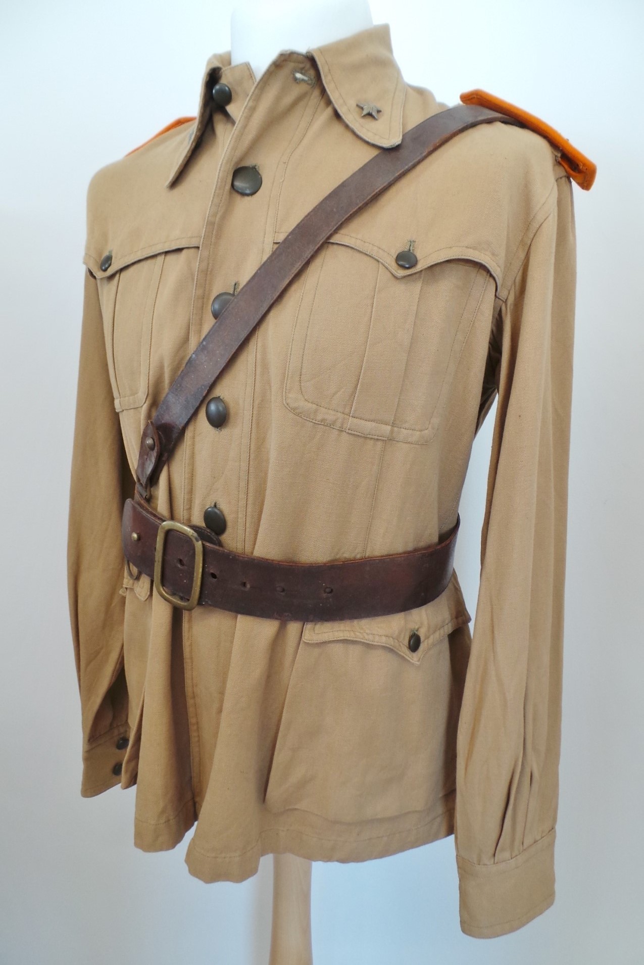 WW2 Italy Saharina Officer's Private Purchase Tunic with Sam Browne Belt