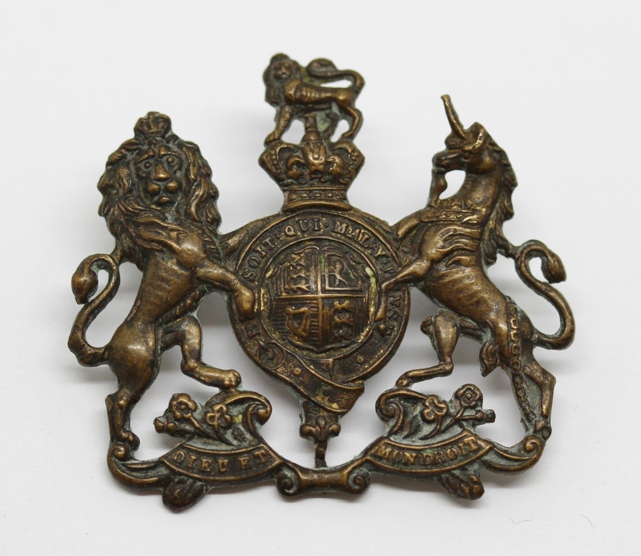 Victorian Home Counties Reserve Regiment Collar Badges