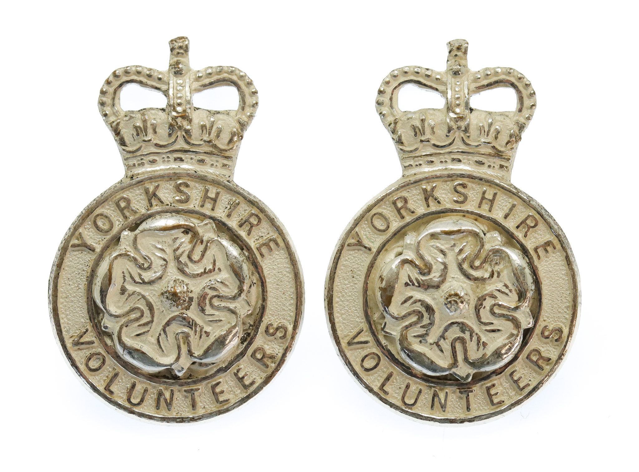 Pair of Yorkshire Volunteers Officer's Silvered Collar Badges - Queen's Crown