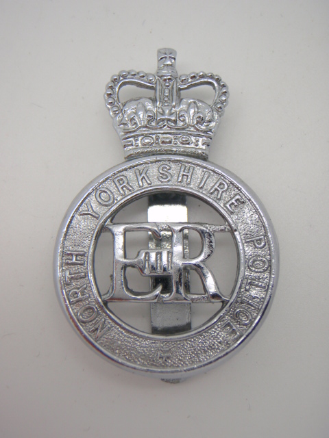 North Yorkshire Police Cap Badge - Queen's Crown