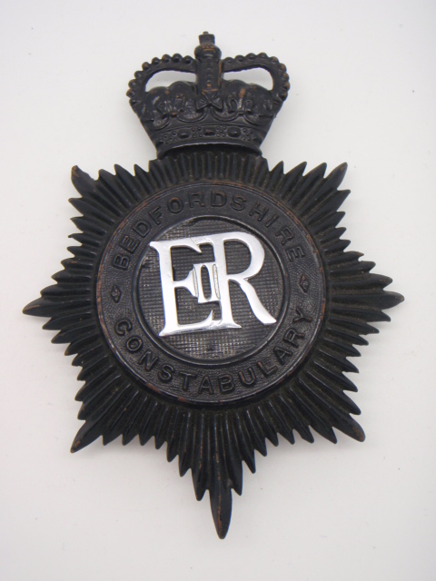 Bedfordshire Constabulary Night Helmet Plate - Queen's Crown