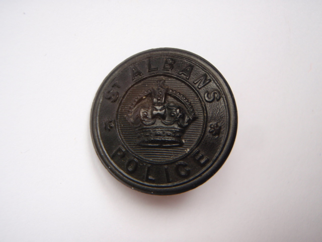 St. Albans Police Button - King's Crown