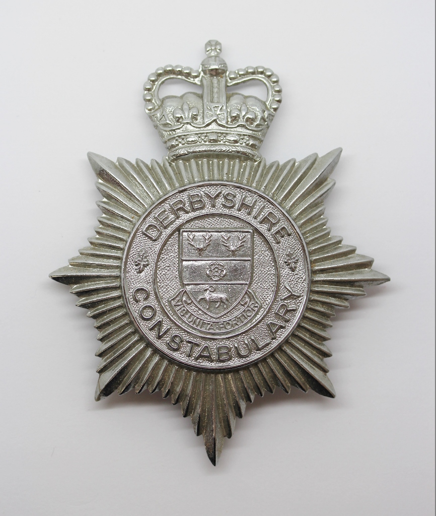 Derbyshire Constabulary Helmet Plate - Queen's Crown
