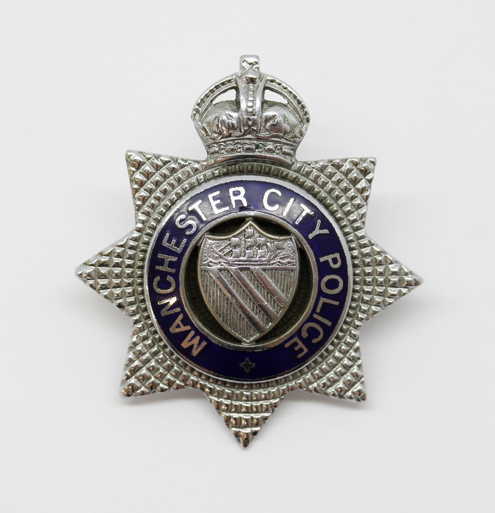 Manchester City Police Senior Officer's Enamelled Cap Badge - King's Crown