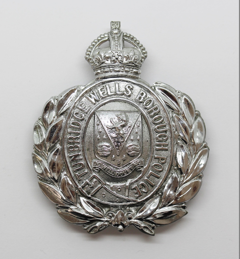 Tunbridge Wells Borough Police Wreath Helmet Plate - King's Crown (Chrome)