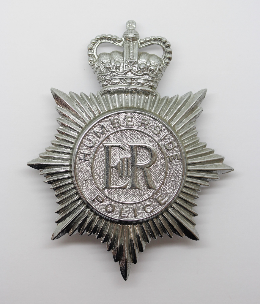 Humberside Police Helmet Plate - Queen's Crown