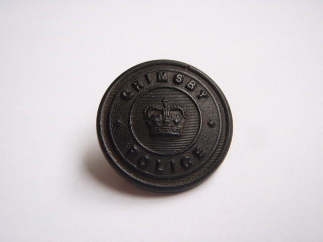 Grimsby Police Button - Queen's Crown