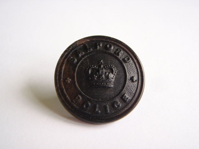 Salford Police Button - Queen's Crown