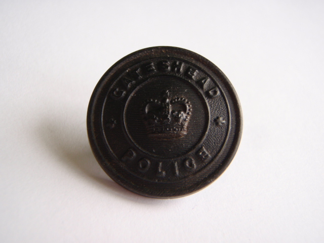 Gateshead Police Button - Queen's Crown