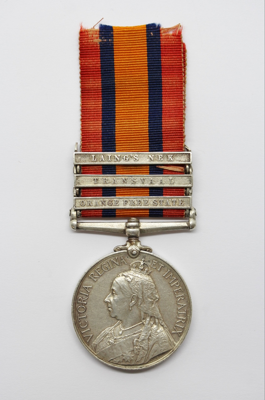Queen's South Africa Medal (Clasp - Orange Free State, Transvaal, Laing's Nek) - Pte. J. Cartwright, West Yorkshire Regiment