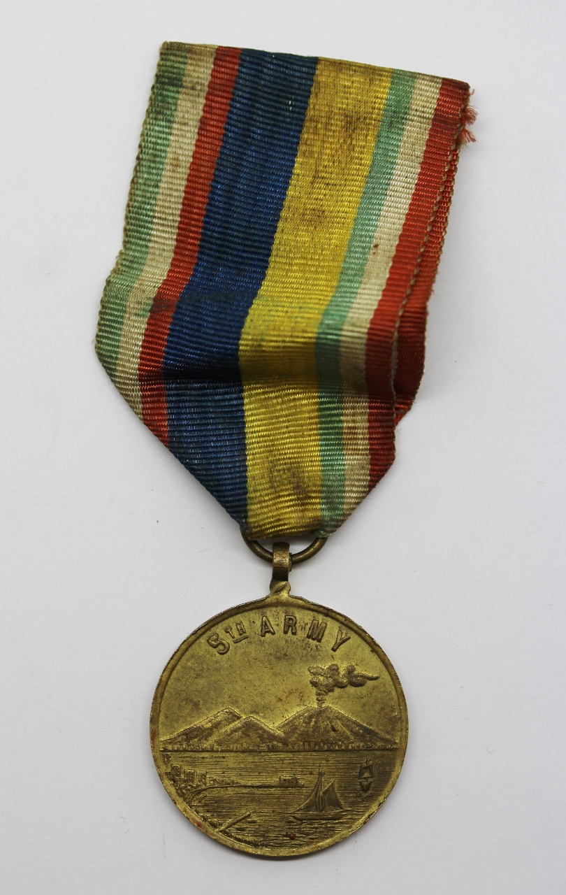 WW2 Commemorative Medal for the 5th Army Entry in Naples October 1943