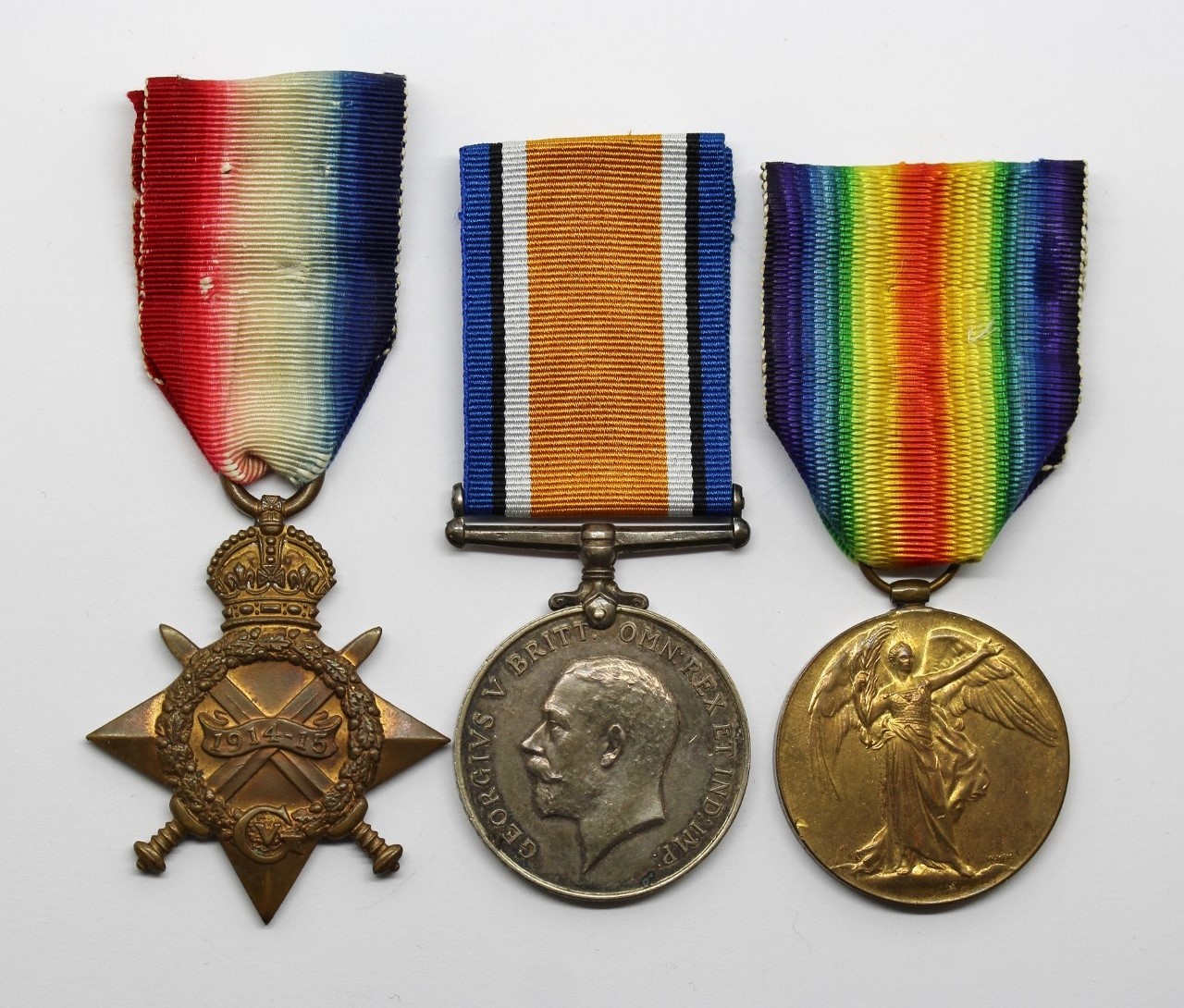 WW1 1914-15 Star, British War & Victory Medal Trio -Gnr. R.J. Parkinson, Royal Field Artillery (Welsh Division)