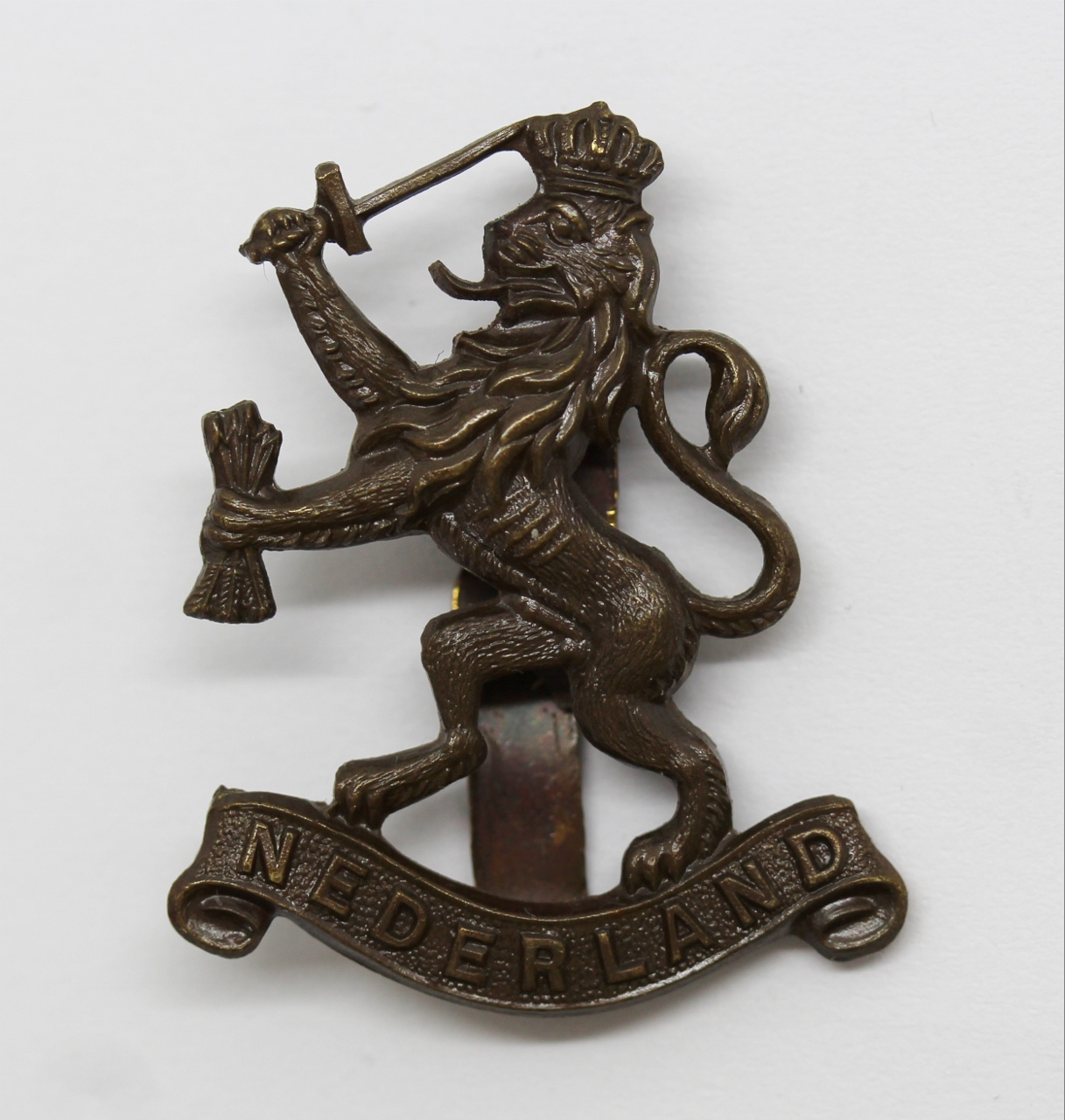 WW2 Free Dutch (Forces in Exile) Officer's Service Dress Cap Badge
