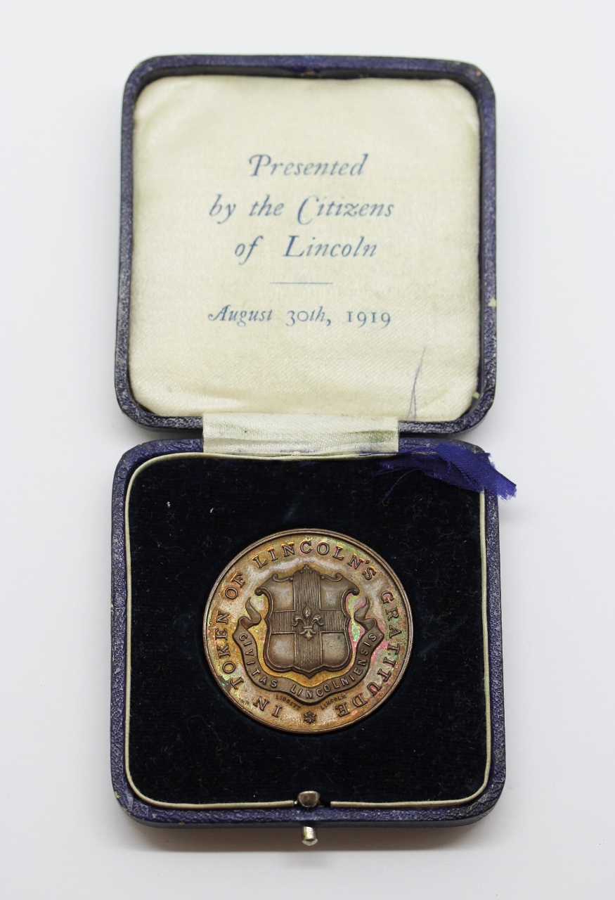WW1 Bronze Commemorative Medallion - In Token of Lincoln's Gratitude 1914-1919