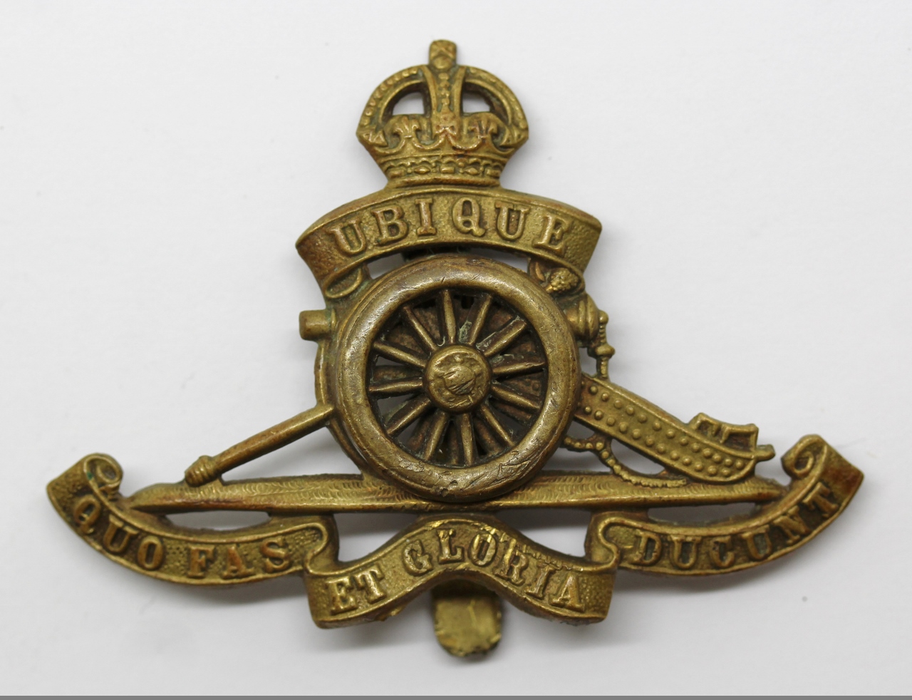 Royal Artillery (Revolving Wheel) Cap Badge - King's Crown