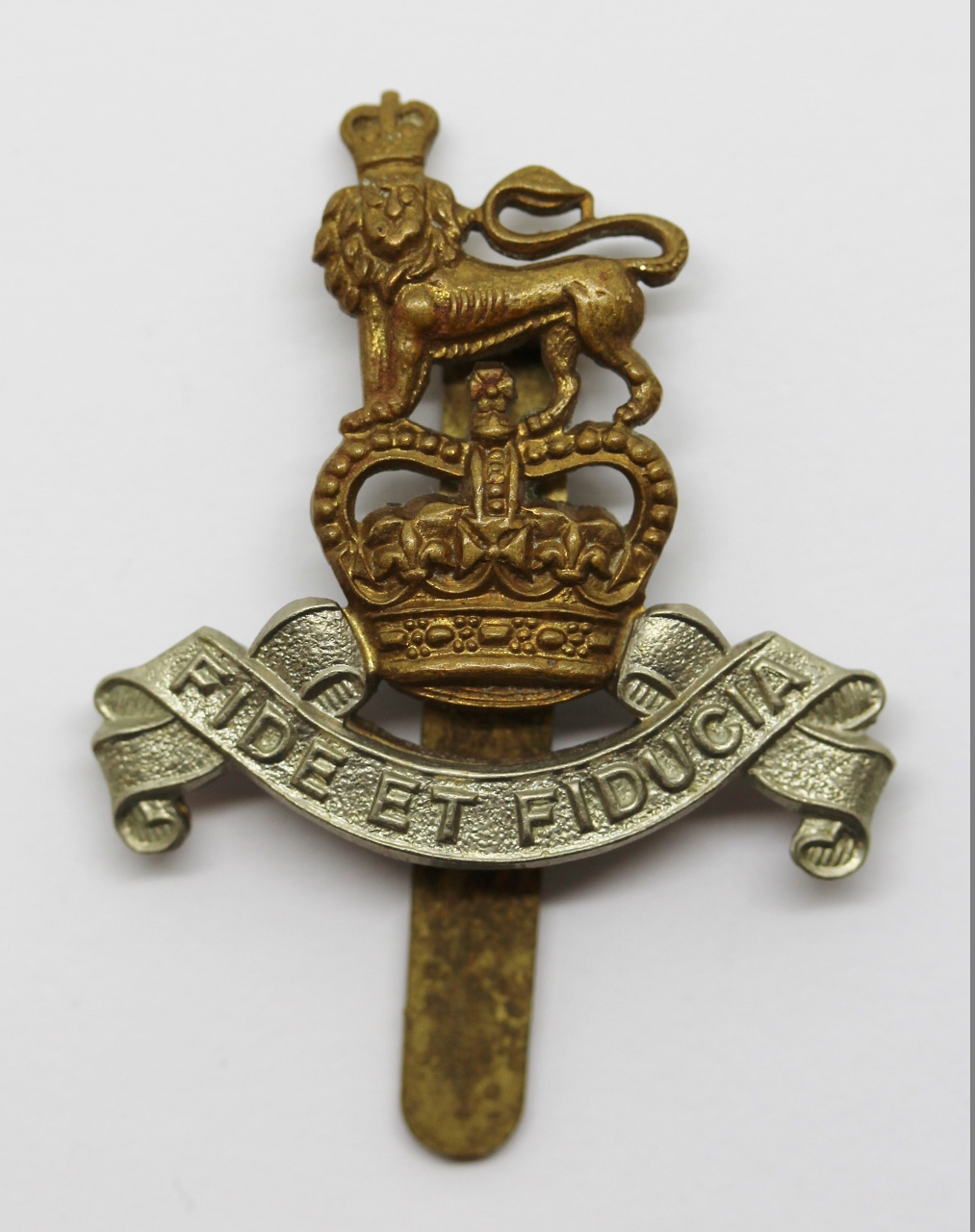 Royal Army Pay Corps (R.A.P.C.) Beret Badge - Queen's Crown